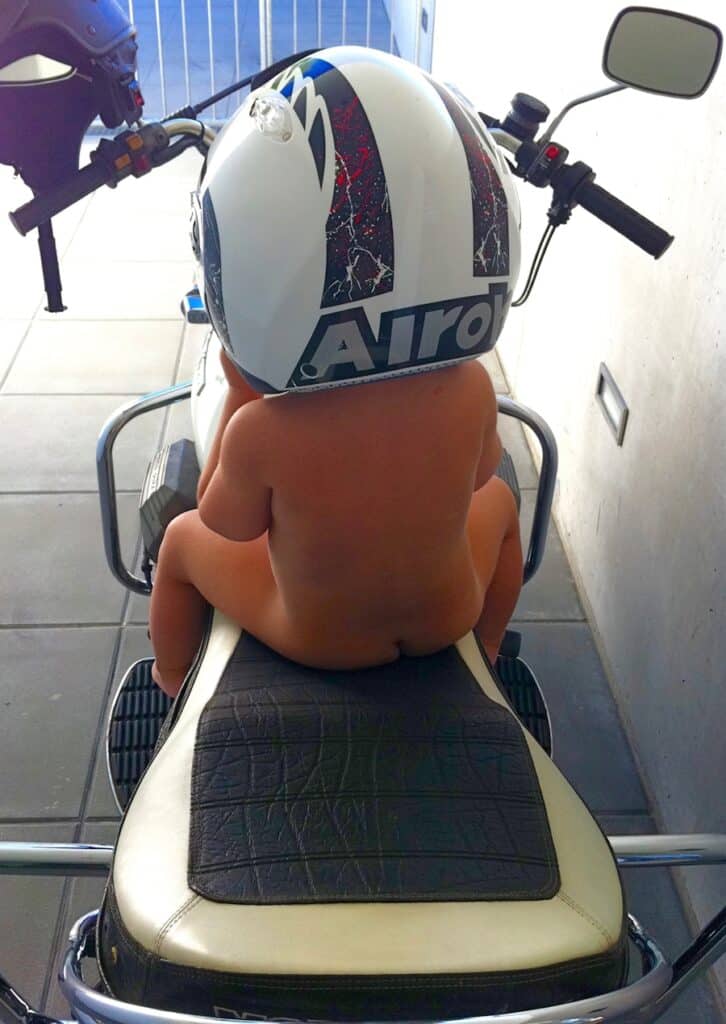 Photo "Bicycle seat for your doll? These are the nicest and most sturdy options"